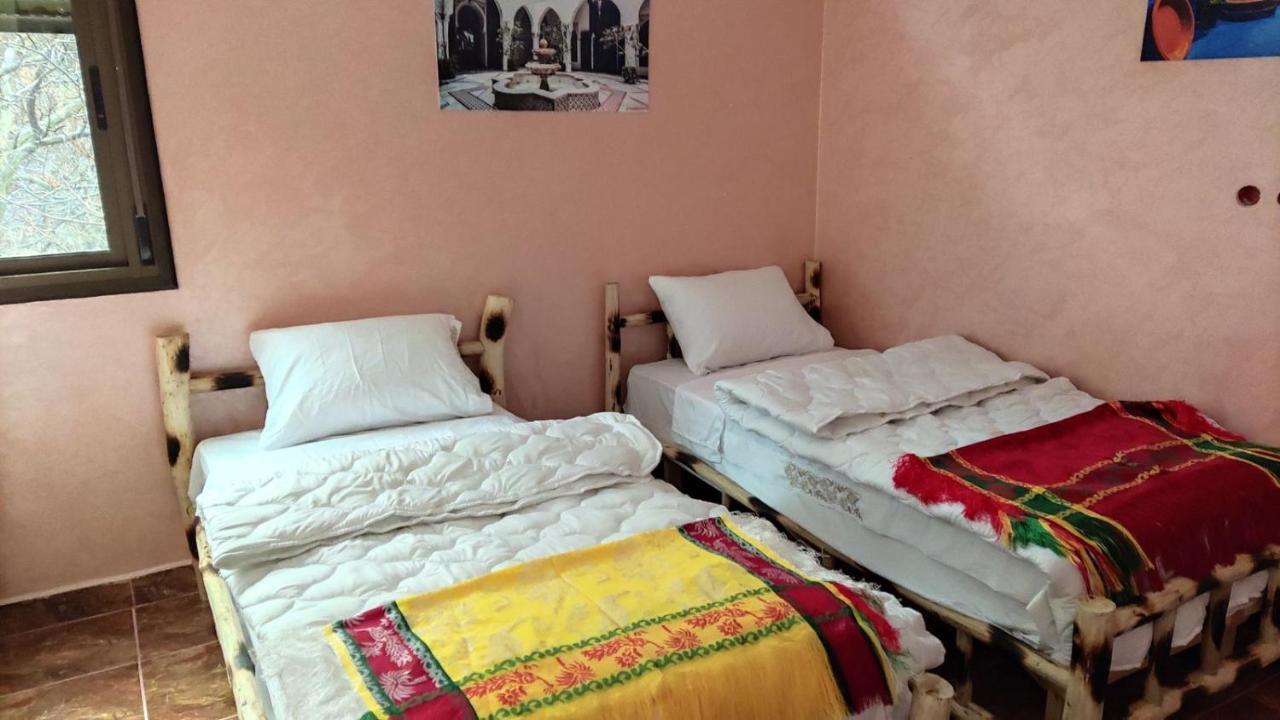 Auberge Gite De Jeunesse Les Cascades Sti Fadma Extérieur photo